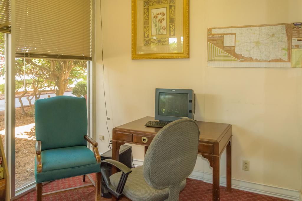 Executive Inn Hotel And Conference Center Lawton Dış mekan fotoğraf