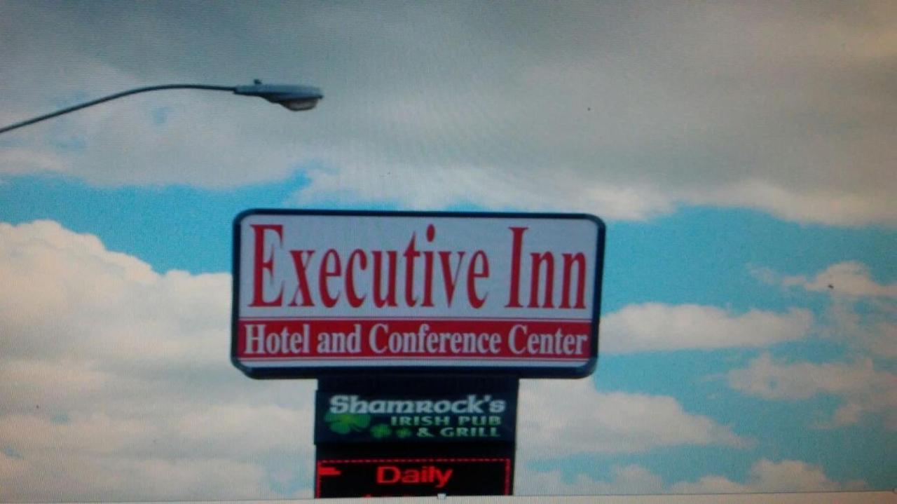 Executive Inn Hotel And Conference Center Lawton Dış mekan fotoğraf